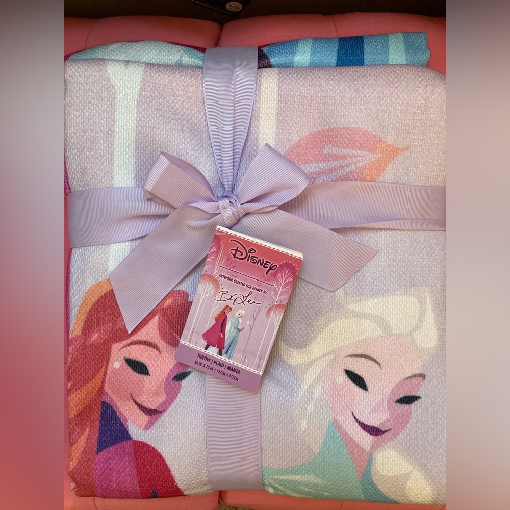 Brand new Disney Frozen blanket